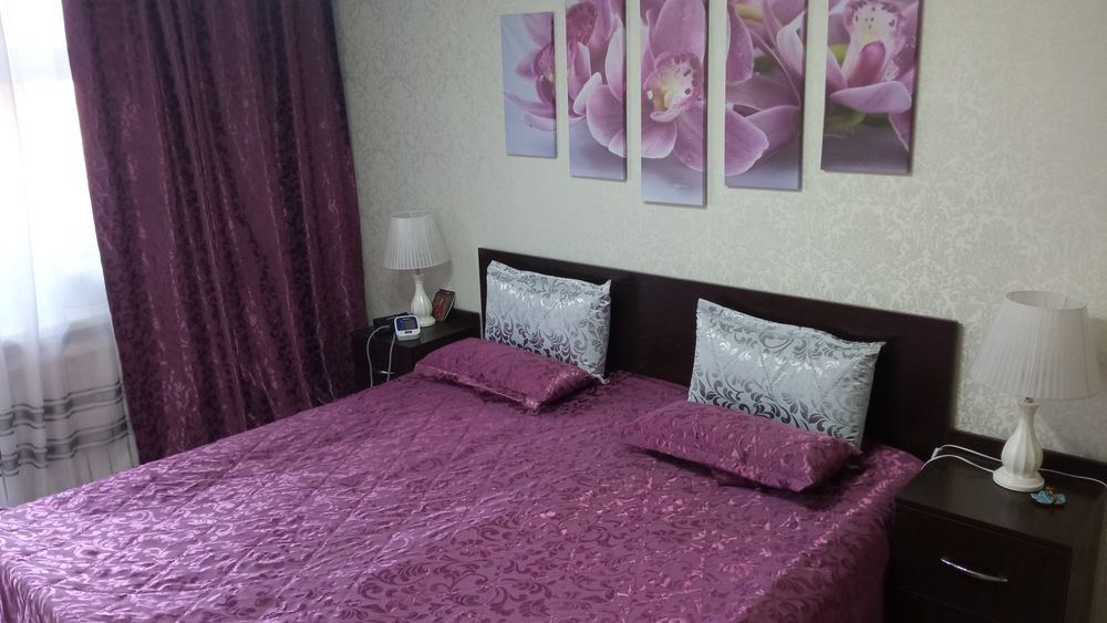 Продам покрывало ручной работы на большую двух спальную кровать