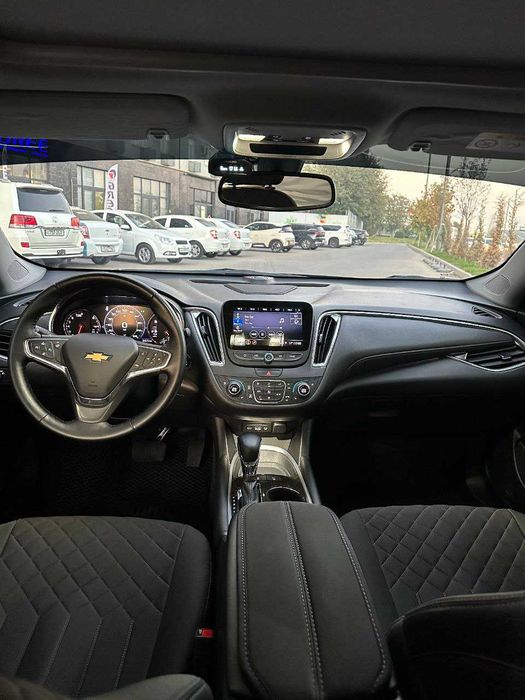 Tracker 2 | Malibu 2 | Kunlik ijara | arenda