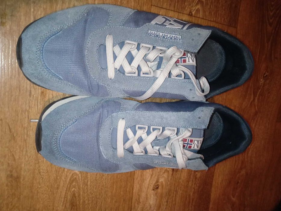 Маратонки  Napapijri  45, Пума 46, Gap 46,  Eflet 39