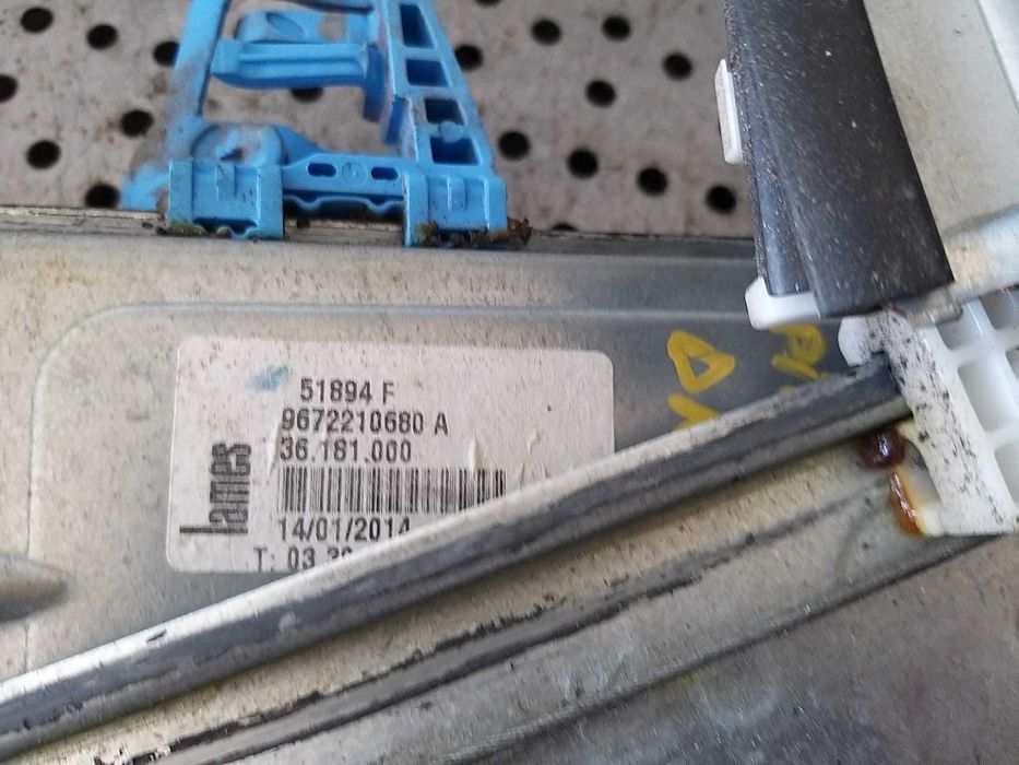 Macara motoras dreapta fata citroen c3 picasso sh 9672210680a