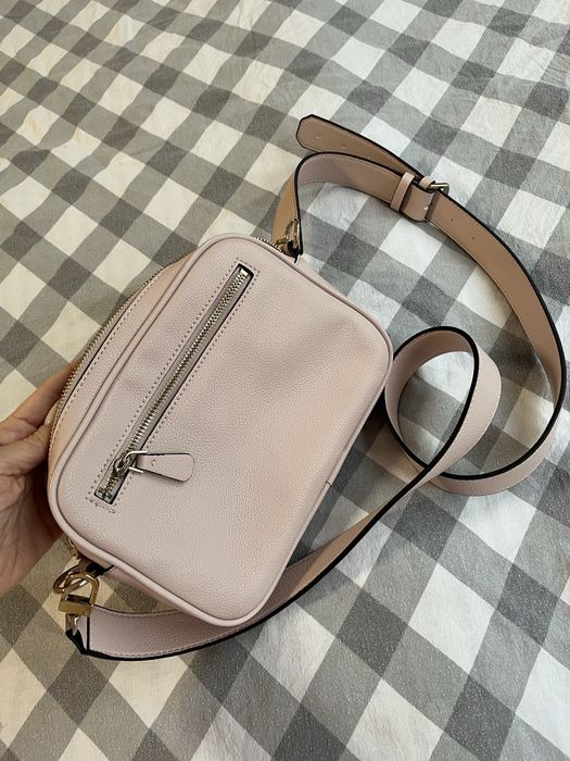 Чанта Guess като нова