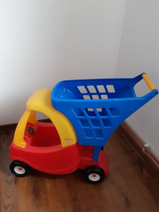 Cos de cumparaturi tip mașina