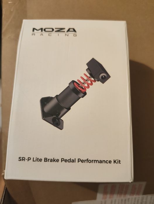 ПРОДАВАМ – Moza R5 Bundle++!