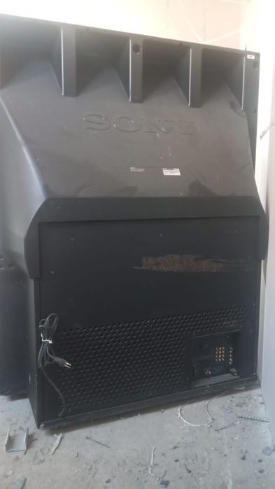 Телевизор SONY в хорошом состоянии