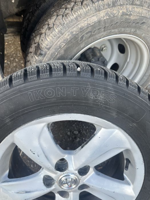 Шины с дисками камри Тоёта 215/60/16