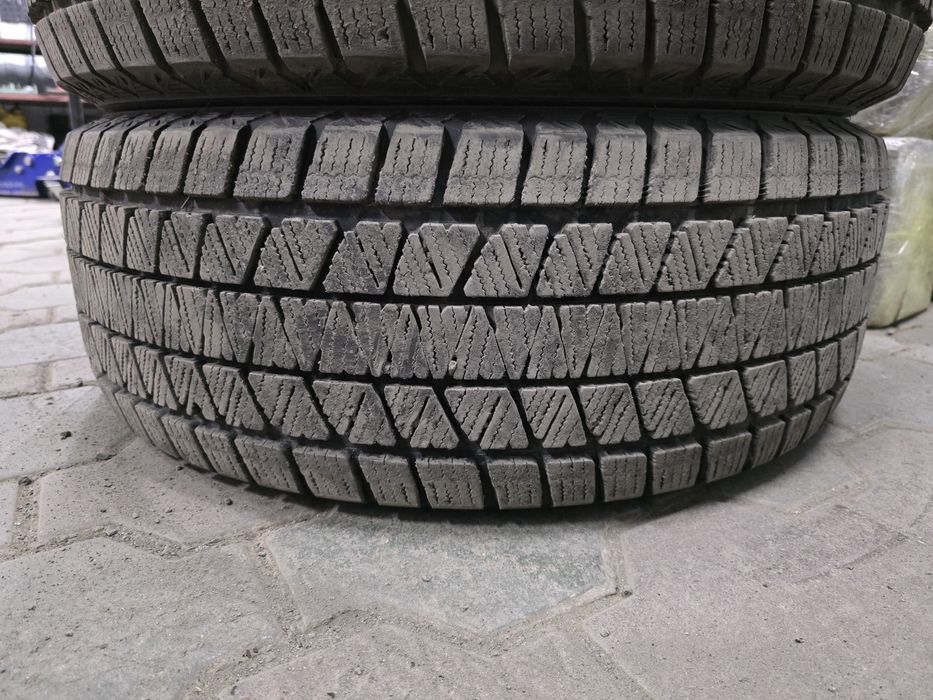 Bridgestone DM-V3