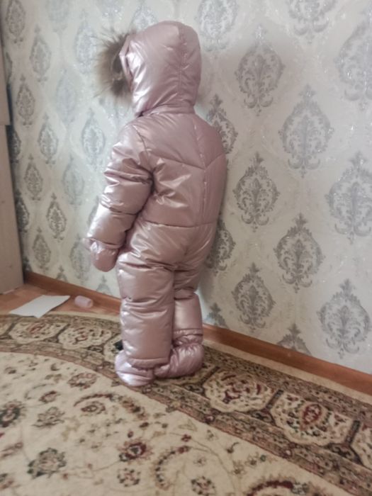 Продаётся для девочек ,зимний