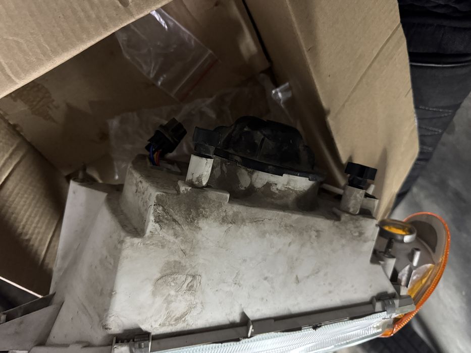 Фара на ваз перед левый