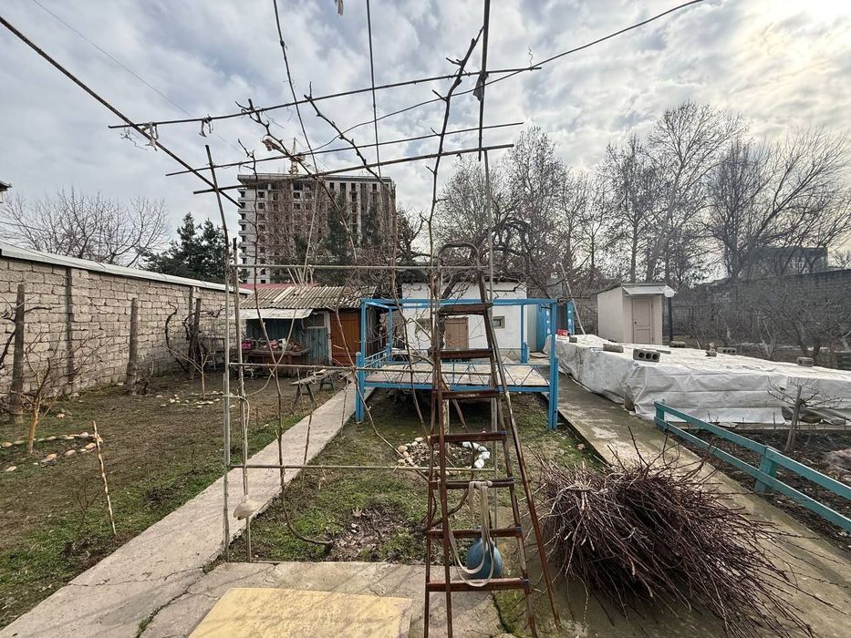 Продаётся дом на 10 сотках