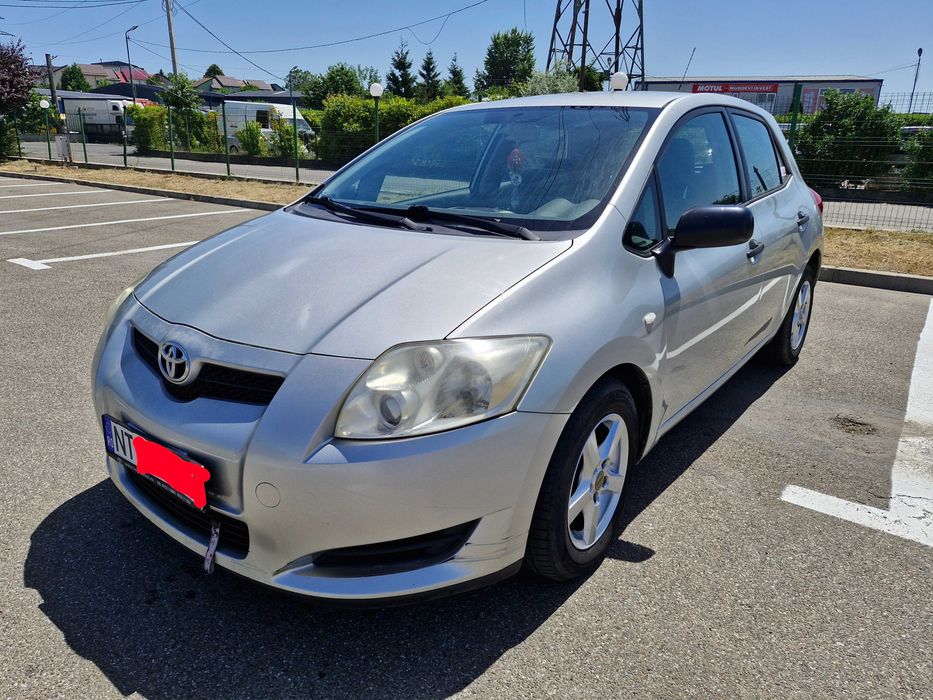 Vand Toyota Auris
