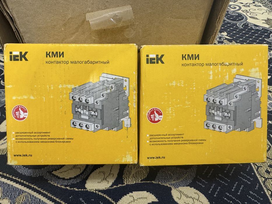 Контактор КМИ-35012