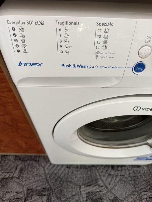 Masina spalat Indesit