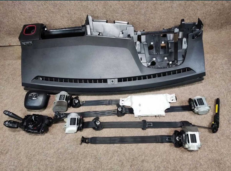 Арматурно табло колани airbag Toyota PROACE II original