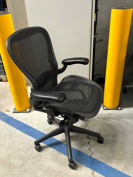 Refurbished Herman Miller Aeron Graphite C