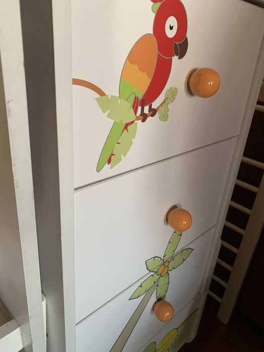 Детская кроватка