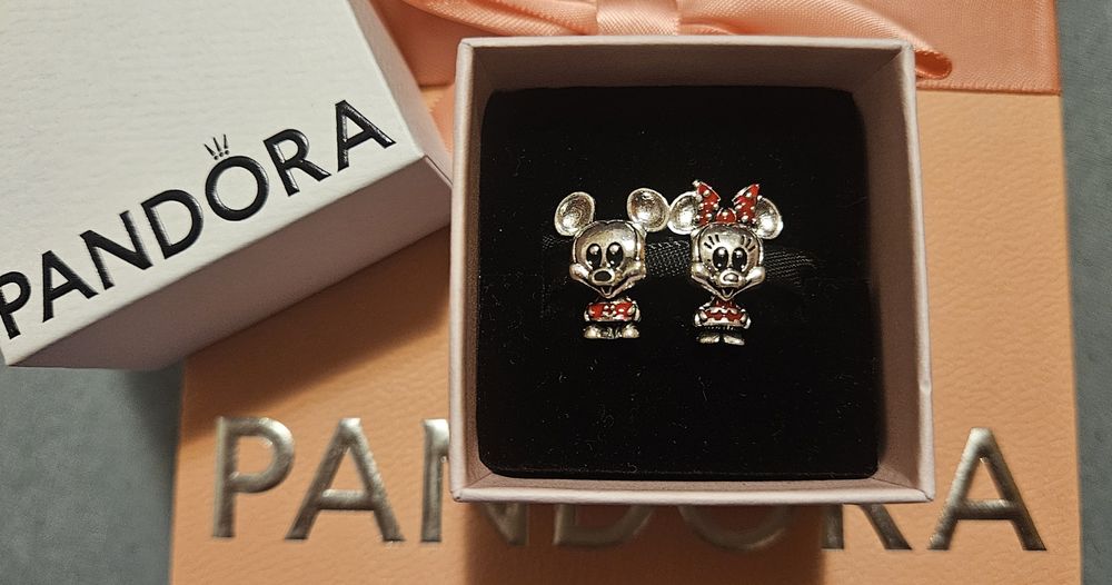 Set charmuri Minnie si Mickey Mouse