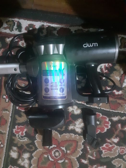 Продаёть пылесос проводной.DWM-4733C.