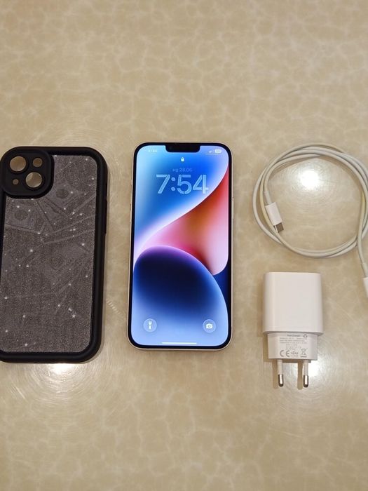 Възможен бартер/Apple iPhone 14 Plus 128GB Starlight