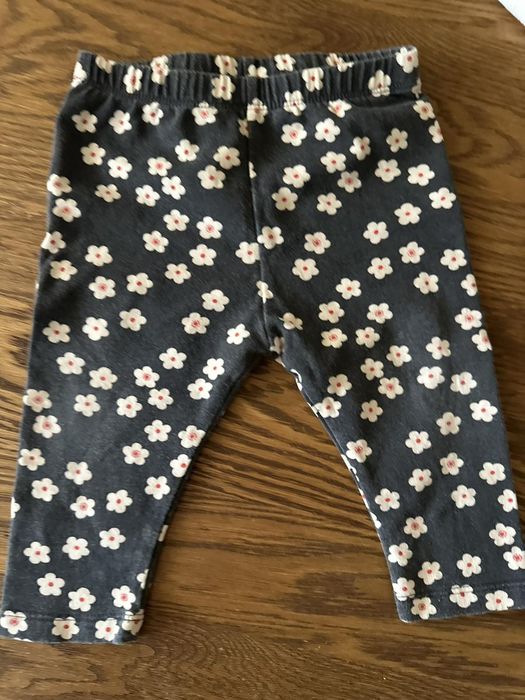 Комплект сладки бебешки дрешки в нежни цветове