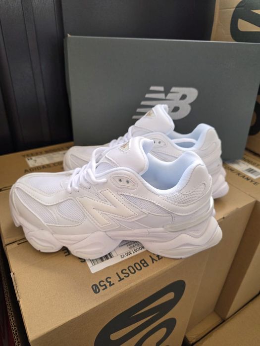 Adidasi NewBalance Femei