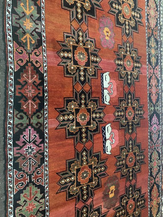 Продается ковер.