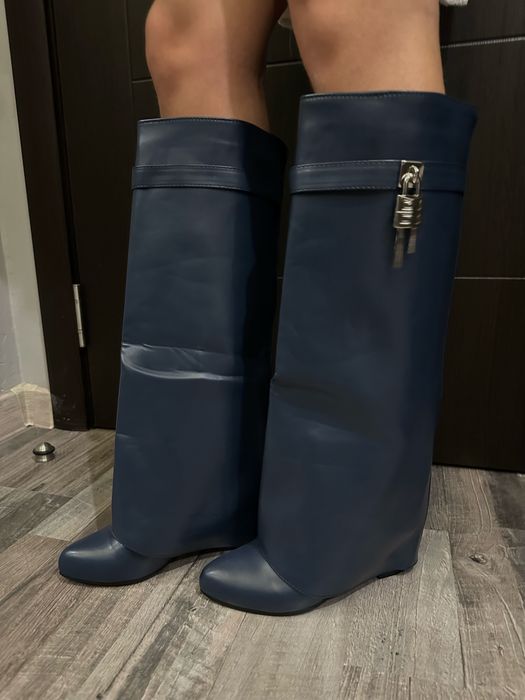 Кожени ботуши Givenchy