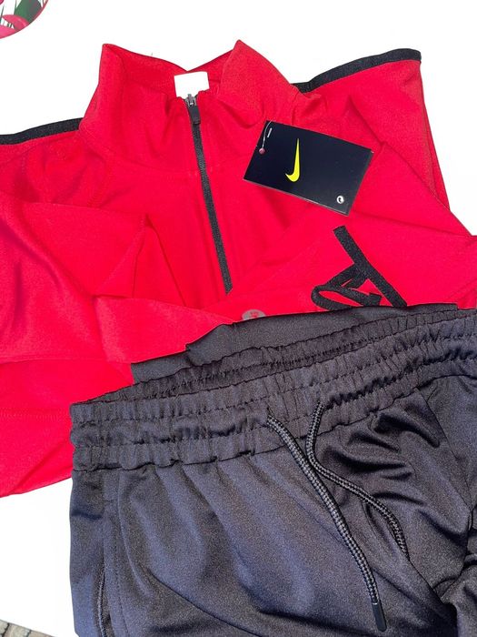 Продам фитнес одежды