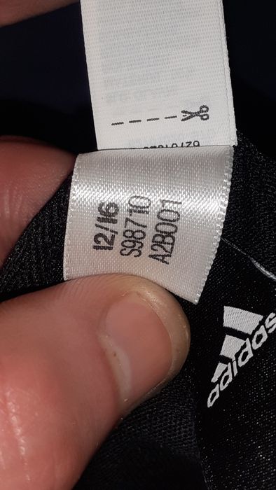 Tricouri Adidas Originals si Adidas Performance, barbati.