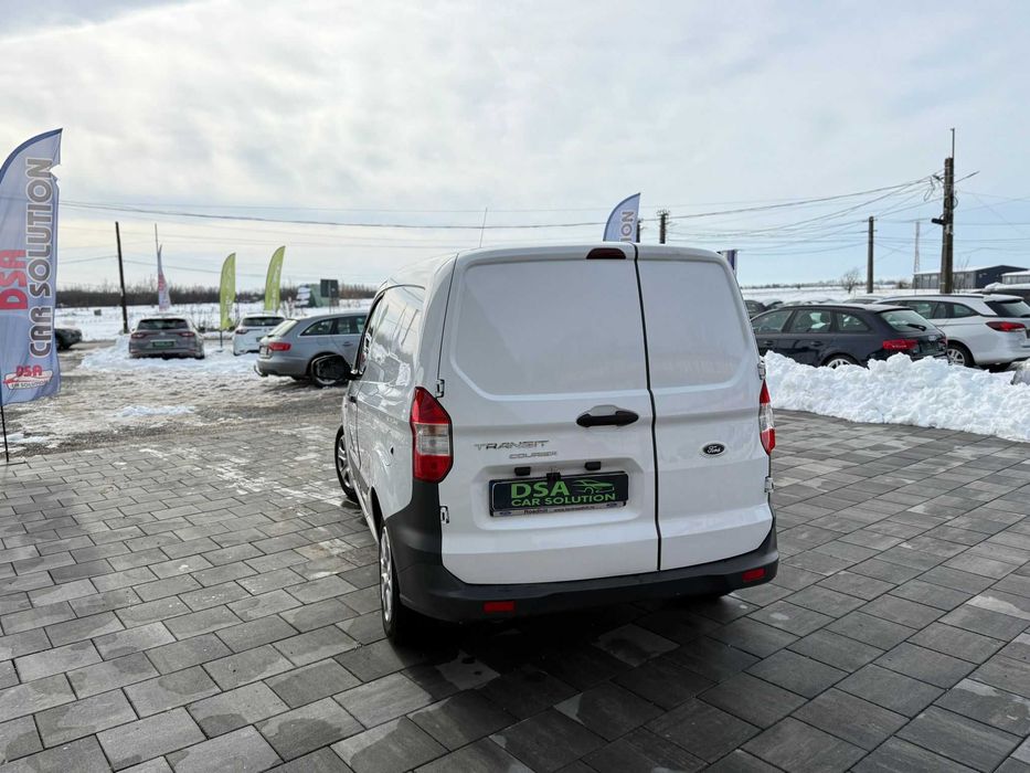 Ford Transit Courier - 2019 - 96000km - 7990e