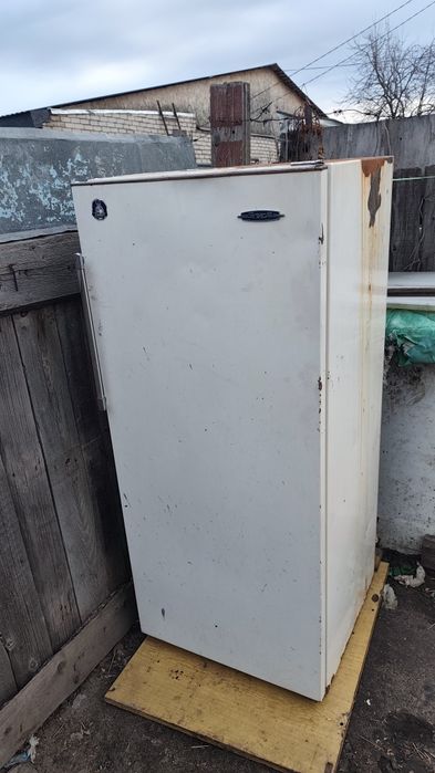Холодильник ЗИЛ рабочий