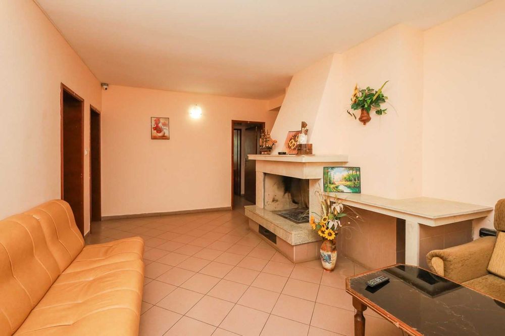 Продава се Къща в Средец - 528 кв.м за 919 €/кв.м - Снимка #20