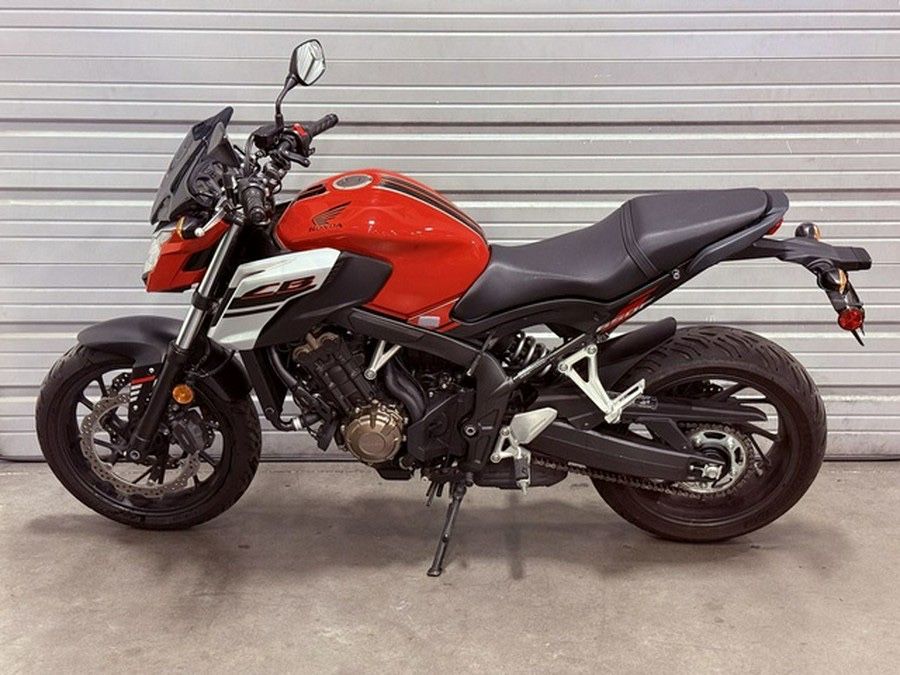 Vand honda cb 650 f cu 3000 km!