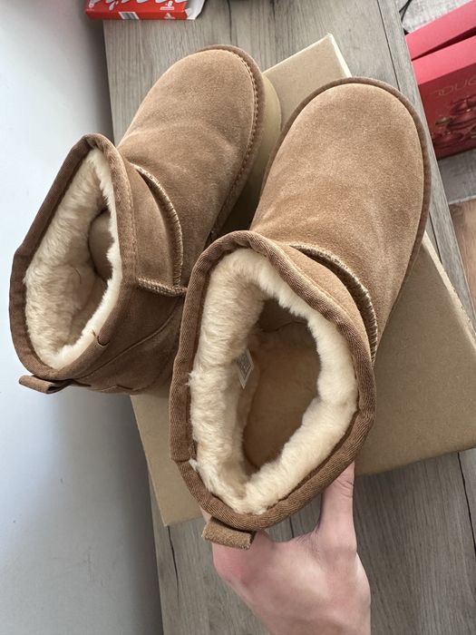 UGG бутуши/ EU 38