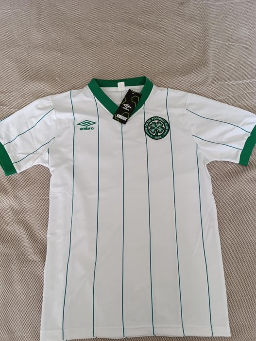 Ретро футболни тениски