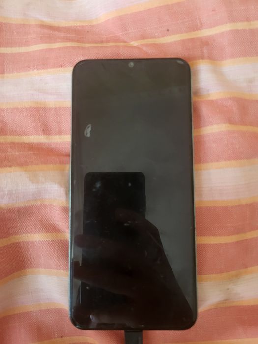 Продам телефон vivo y03