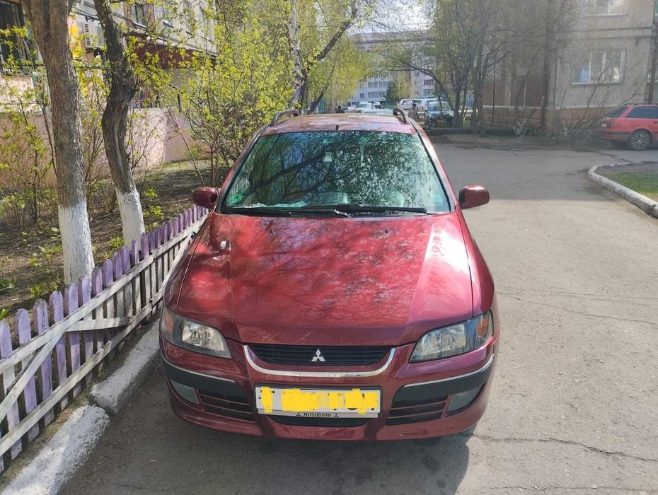 Mitsubishi Space Star 2004