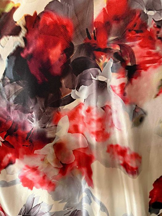 Rochie de seara superba cu imprimeu floral