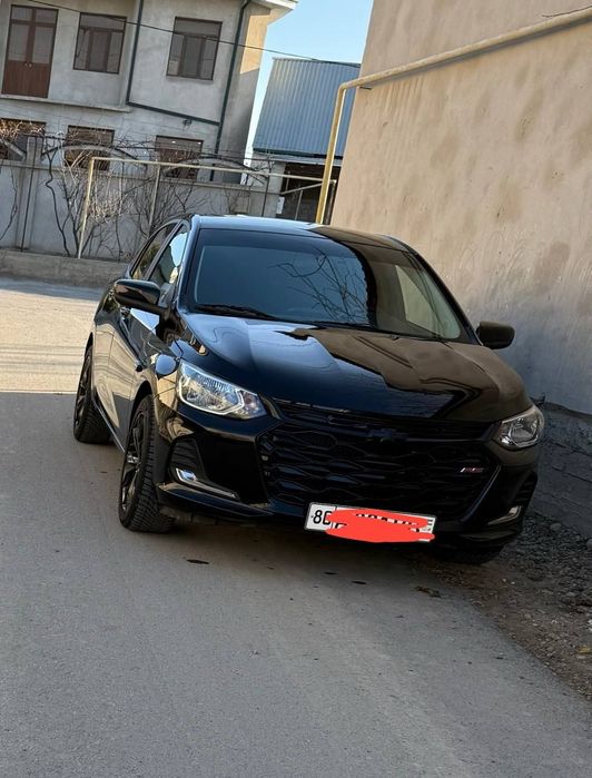 Onix turbo  sotiladi