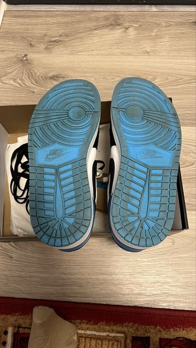 Jordan 1 Low Retro Powder Blue
