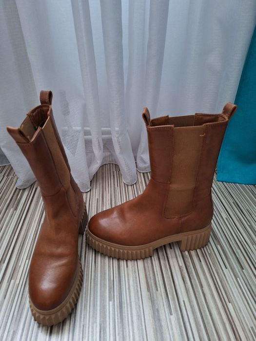 Ghete piele Chelsea Kate Gray mărime 38.