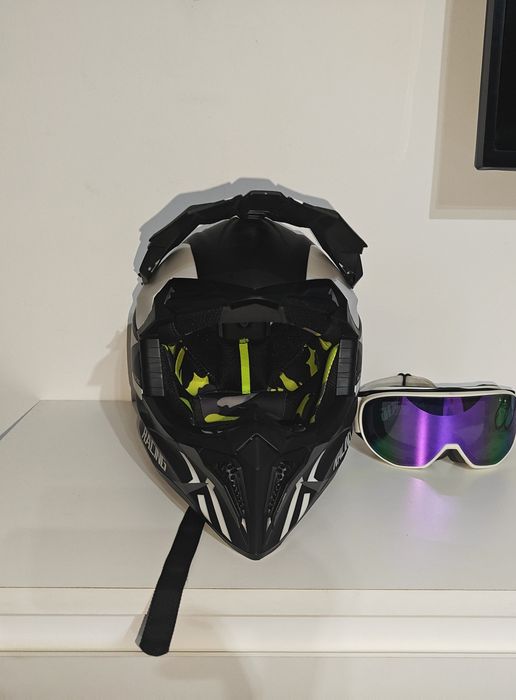 Casca MTB/enduro  silvis + ochelari