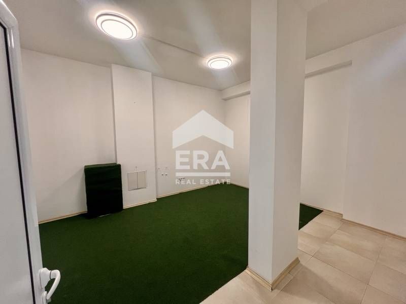 Дава се под наем Магазин в София, Манастирски ливади - 167 кв.м за 1196.97 € - Снимка #4