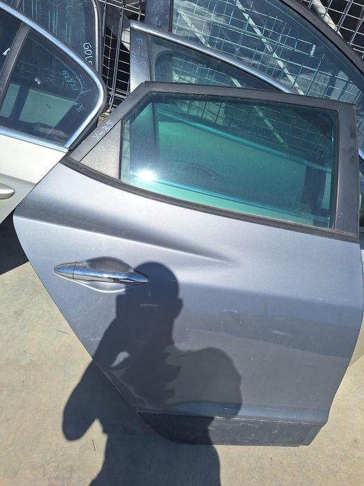Задна дясна врата Hyundai IX35 / Хюндай ИХ35 2014г.