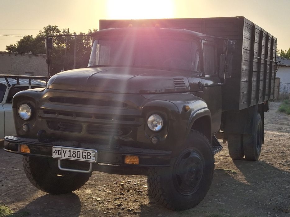 Zil 130 Sotiladi ishga tayor
