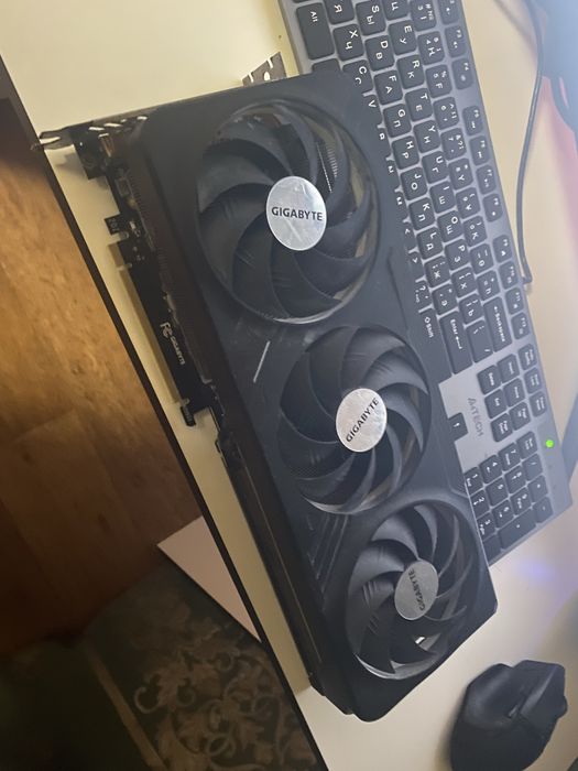 Продам Gigabyte RTX 4070 (Под восстановление / Ремонт)