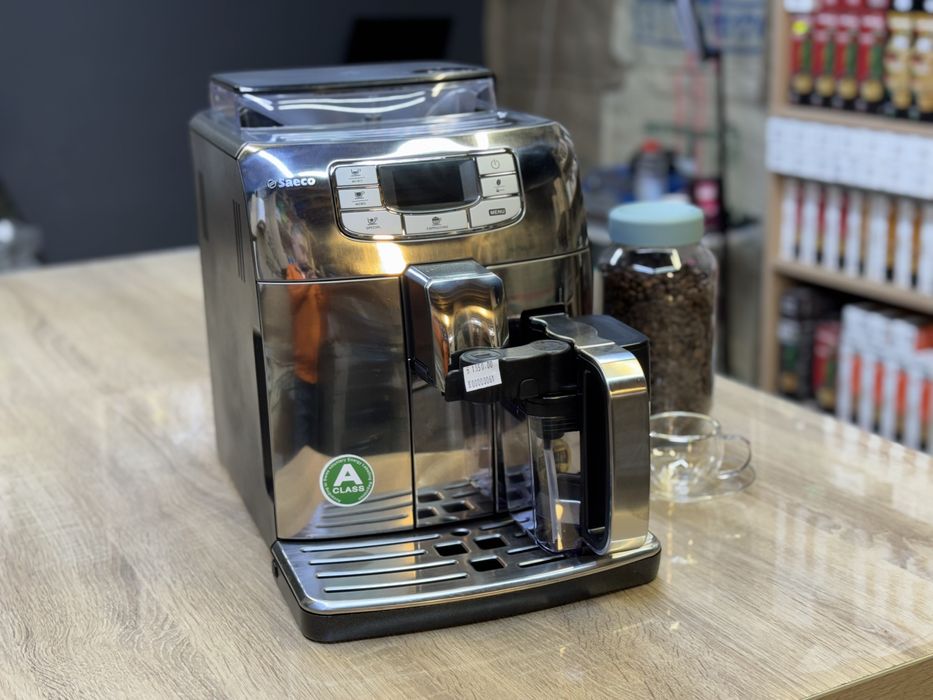 Espresor automat Saeco Intelia capucino inox