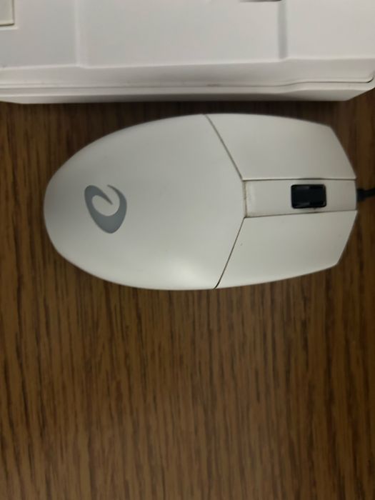 Vand tastatura qwertykey salt si mouse qwertykey dareu