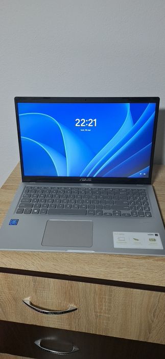 Leptop  asus  folosit putin