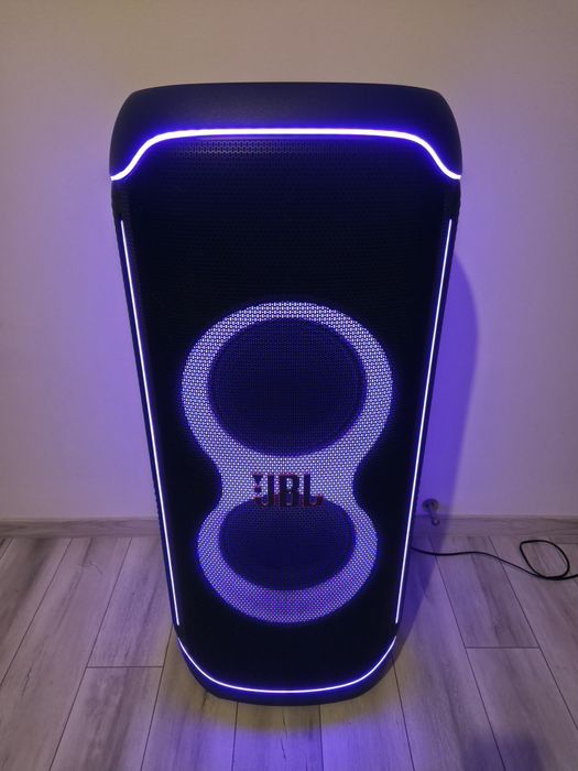 Jbl Partybox Ultimate 1100W.