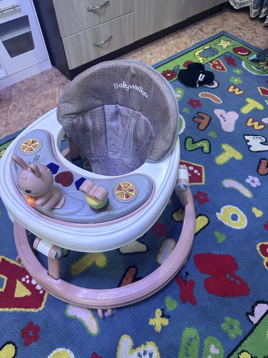 Продам ходунки для ребенка
